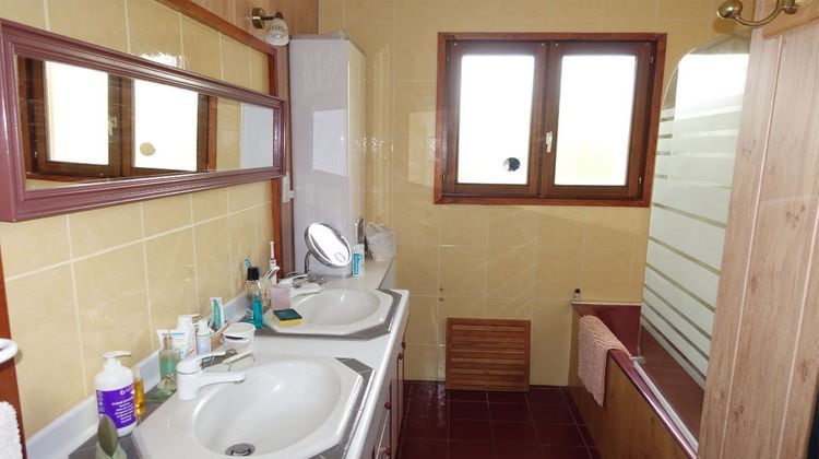 Ma-Cabane - Vente Maison RIOM, 110 m²