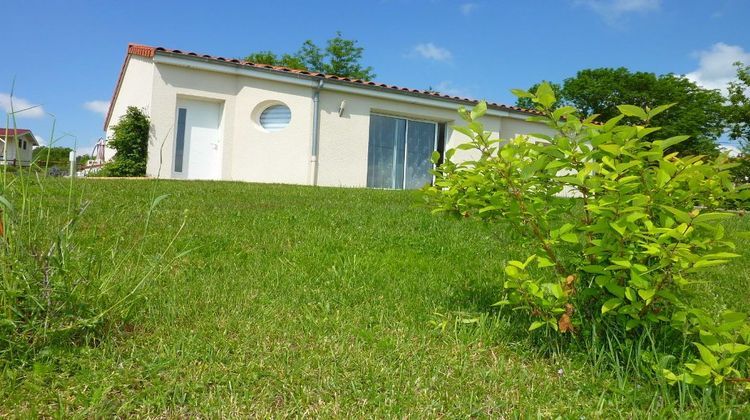 Ma-Cabane - Vente Maison RIOM, 80 m²