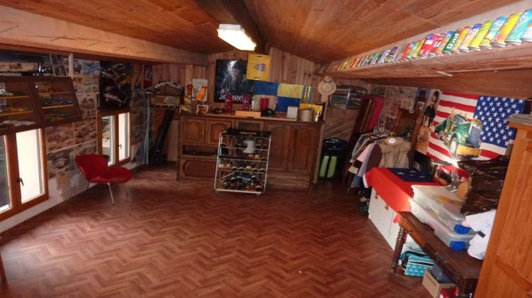 Ma-Cabane - Vente Maison RIOM, 160 m²