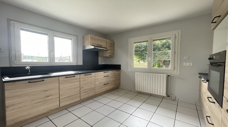 Ma-Cabane - Vente Maison Riom, 95 m²