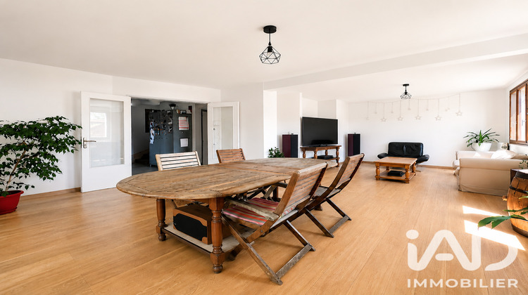 Ma-Cabane - Vente Maison Riom, 201 m²
