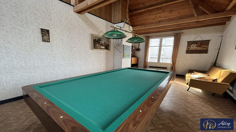 Ma-Cabane - Vente Maison Riom-ès-Montagnes, 197 m²