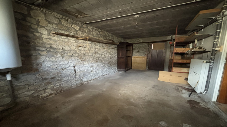 Ma-Cabane - Vente Maison Riom-ès-Montagnes, 99 m²