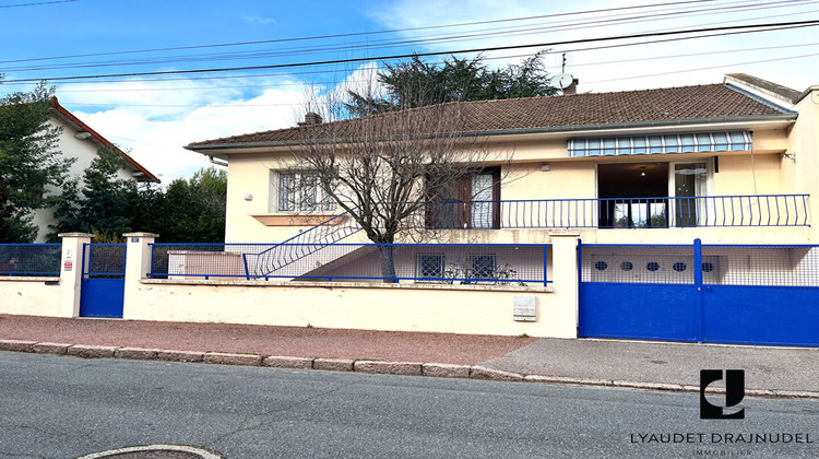 Ma-Cabane - Vente Maison RIORGES, 140 m²