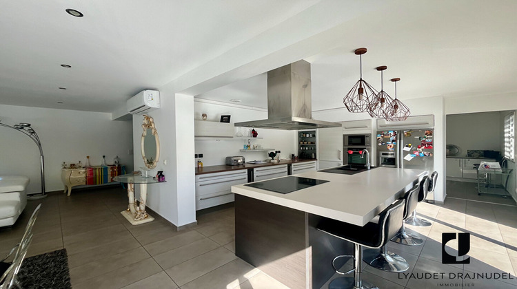 Ma-Cabane - Vente Maison RIORGES, 174 m²