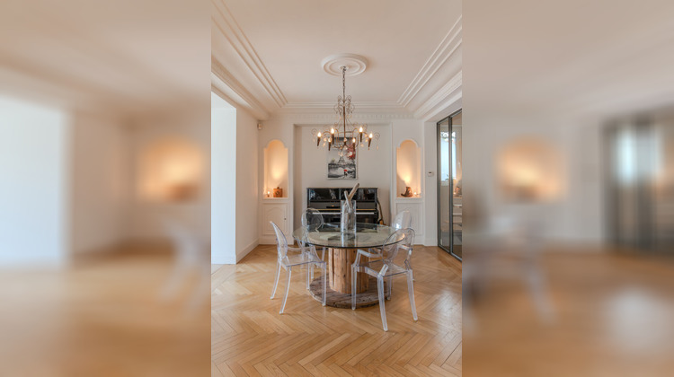 Ma-Cabane - Vente Maison RIORGES, 397 m²