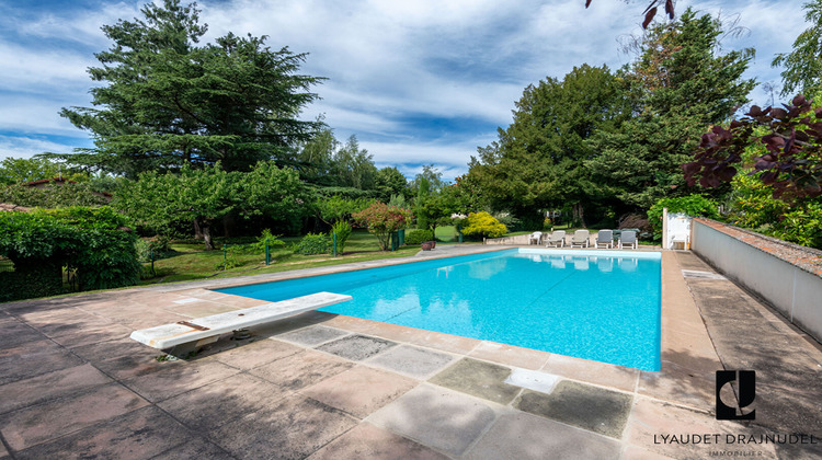 Ma-Cabane - Vente Maison RIORGES, 240 m²