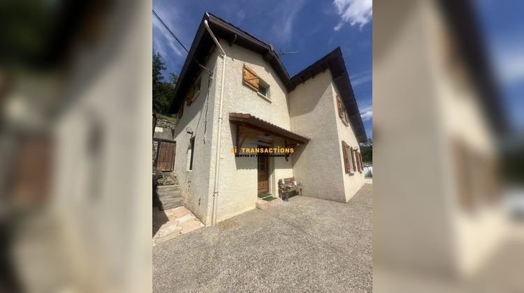 Ma-Cabane - Vente Maison Rive-de-Gier, 110 m²