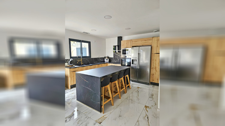 Ma-Cabane - Vente Maison Rive-de-Gier, 214 m²