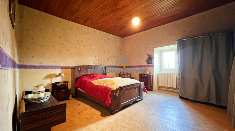 Ma-Cabane - Vente Maison Roannes-Saint-Mary, 186 m²