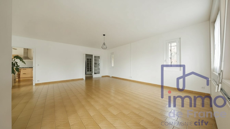 Ma-Cabane - Vente Maison Roche-la-Molière, 221 m²