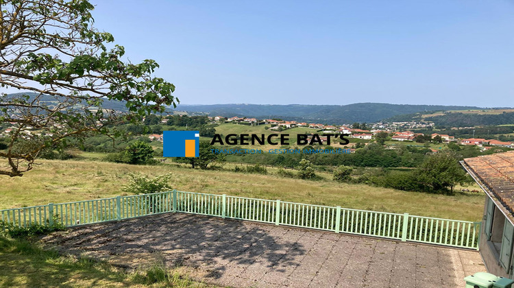 Ma-Cabane - Vente Maison Roche la Moliere, 235 m²