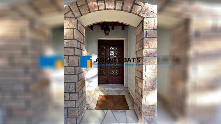 Ma-Cabane - Vente Maison Roche la Moliere, 374 m²