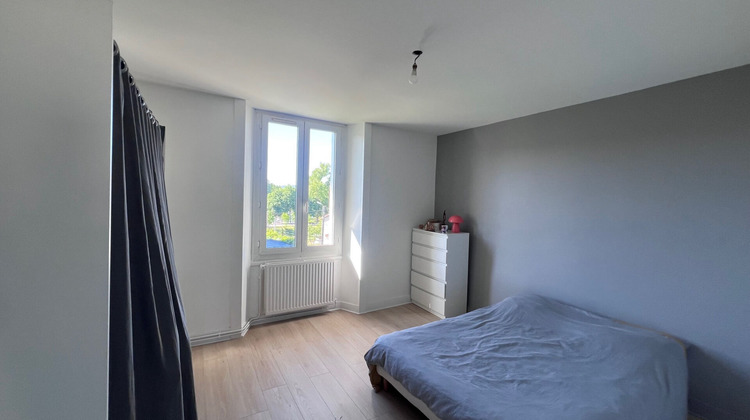 Ma-Cabane - Vente Maison ROCHE-LA-MOLIERE, 71 m²