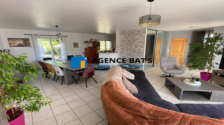 Ma-Cabane - Vente Maison ROCHE-LA-MOLIERE, 257 m²