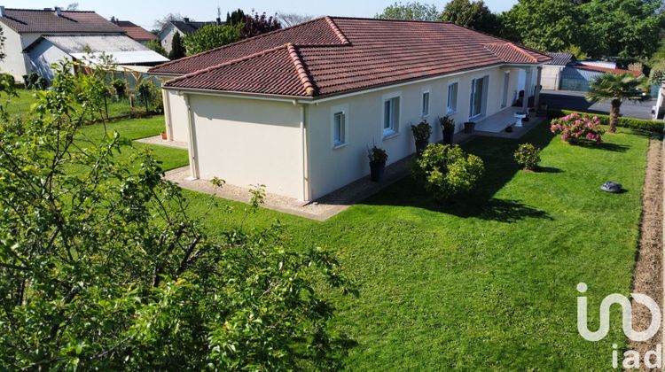 Ma-Cabane - Vente Maison Rochechouart, 165 m²