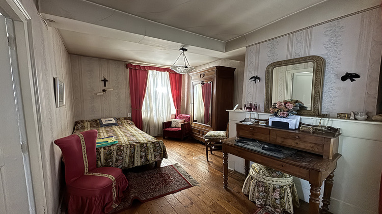 Ma-Cabane - Vente Maison Rochechouart, 182 m²