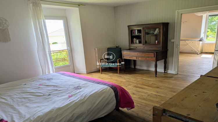 Ma-Cabane - Vente Maison Rochechouart, 179 m²