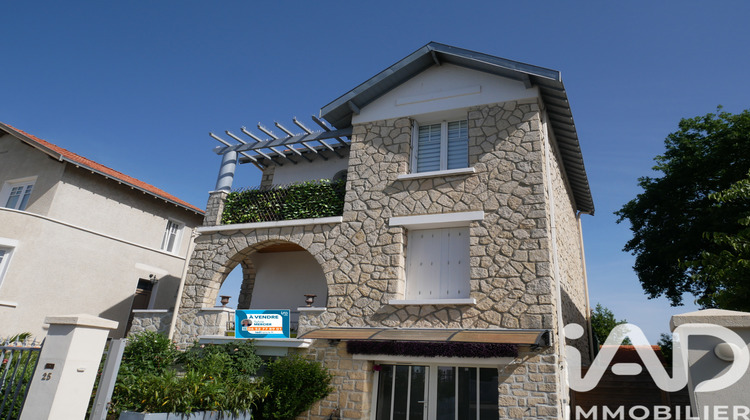 Ma-Cabane - Vente Maison Rochefort, 97 m²
