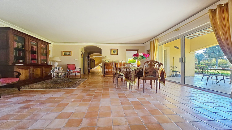 Ma-Cabane - Vente Maison ROCHEFORT-DU-GARD, 241 m²