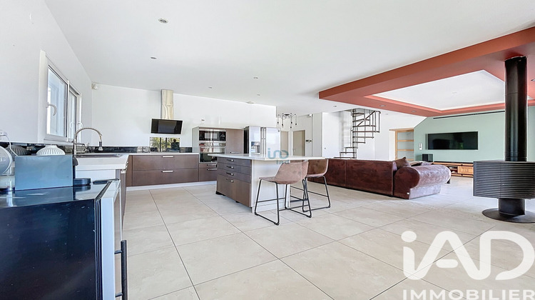 Ma-Cabane - Vente Maison Rochefort-du-Gard, 198 m²