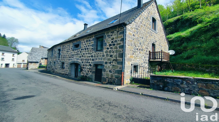 Ma-Cabane - Vente Maison Rochefort-Montagne, 280 m²