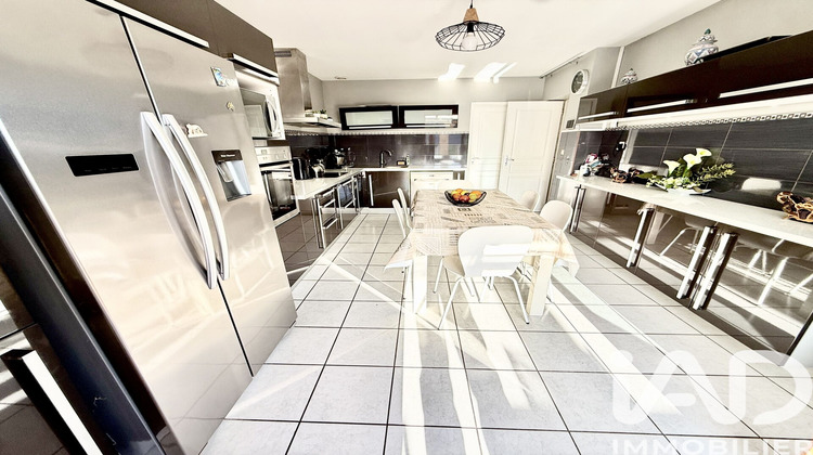 Ma-Cabane - Vente Maison Rochemaure, 111 m²