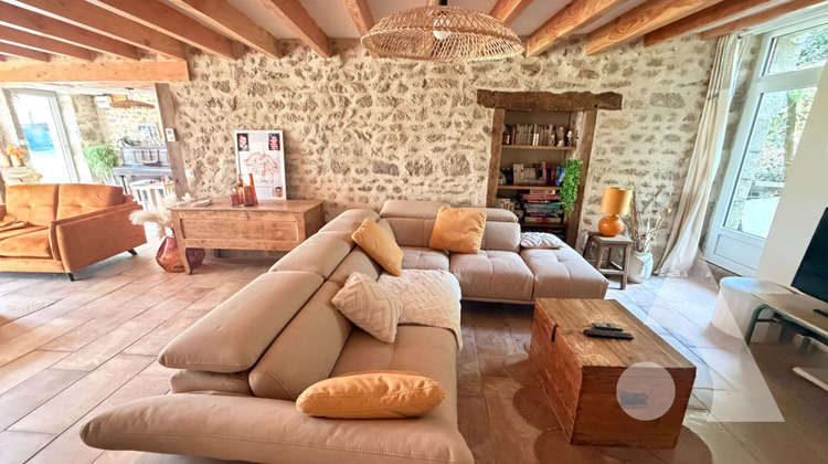 Ma-Cabane - Vente Maison ROCHES, 196 m²