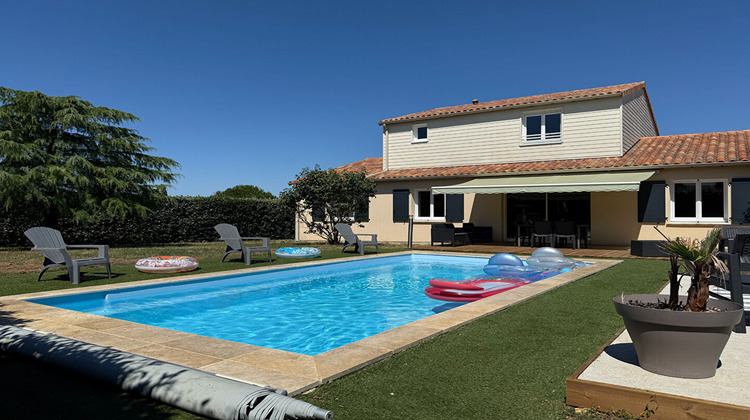 Ma-Cabane - Vente Maison ROCHES-PREMARIE-ANDILLE, 168 m²