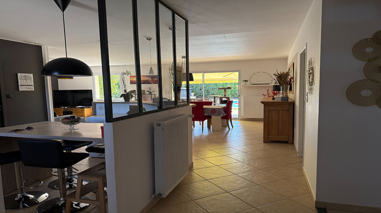 Ma-Cabane - Vente Maison ROCHES-PREMARIE-ANDILLE, 168 m²
