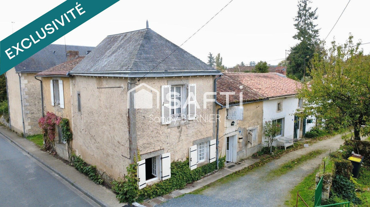 Ma-Cabane - Vente Maison Roches-Premarie-Andille, 100 m²
