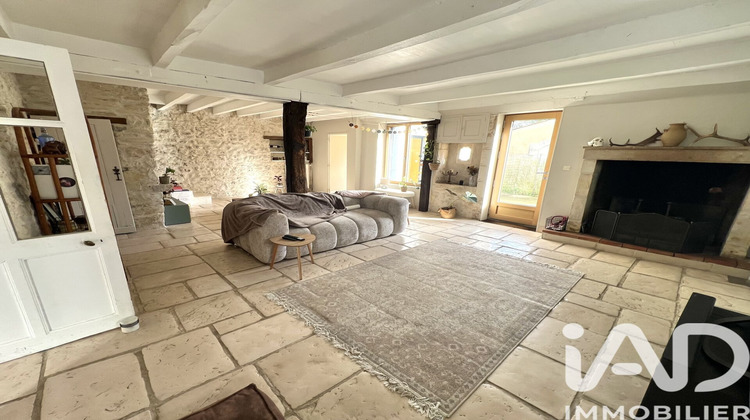 Ma-Cabane - Vente Maison Roches-Prémarie-Andillé, 120 m²