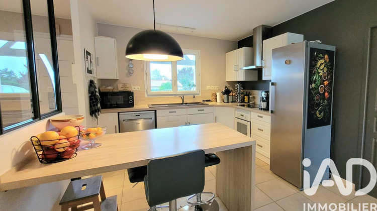 Ma-Cabane - Vente Maison Roches-Prémarie-Andillé, 168 m²