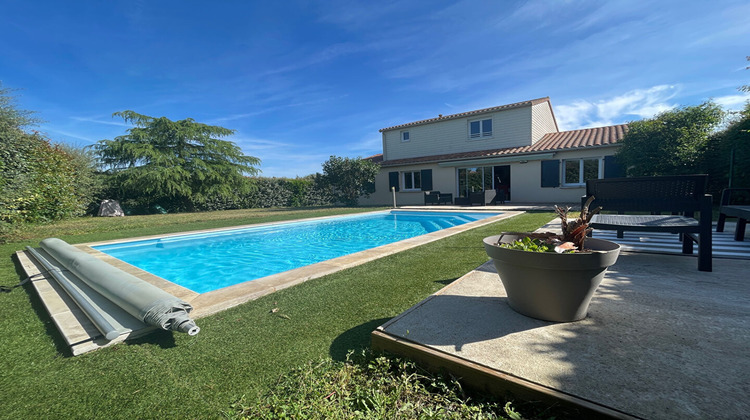 Ma-Cabane - Vente Maison ROCHES-PREMARIE-ANDILLE, 168 m²