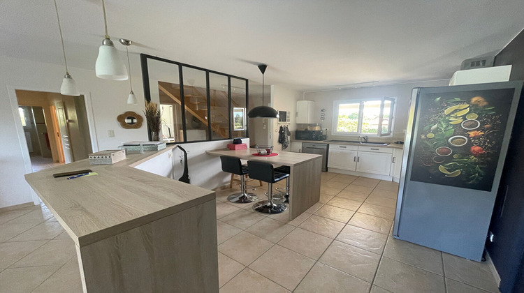 Ma-Cabane - Vente Maison ROCHES-PREMARIE-ANDILLE, 168 m²