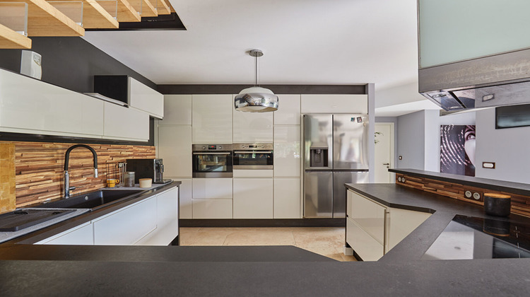 Ma-Cabane - Vente Maison ROGNES, 170 m²