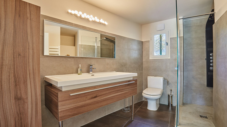 Ma-Cabane - Vente Maison ROGNES, 230 m²