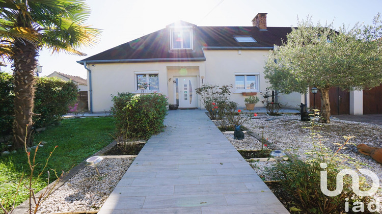 Ma-Cabane - Vente Maison Roissy-en-Brie, 200 m²