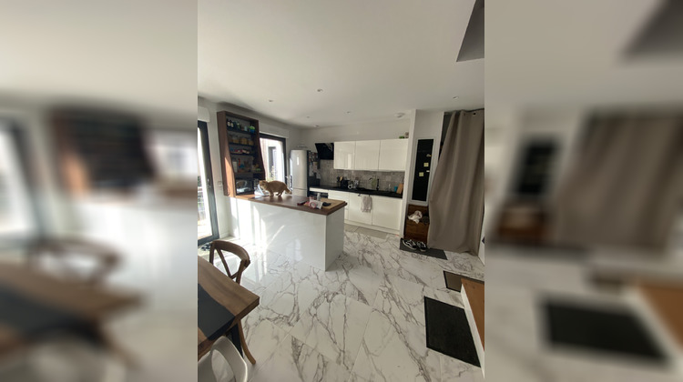 Ma-Cabane - Vente Maison Romans-sur-Isère, 77 m²