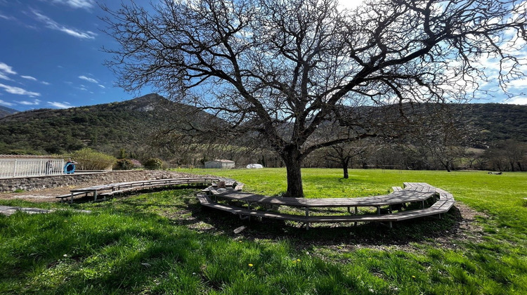Ma-Cabane - Vente Maison Romeyer, 700 m²