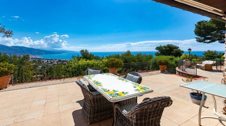 Ma-Cabane - Vente Maison Roquebrune-Cap-Martin, 230 m²