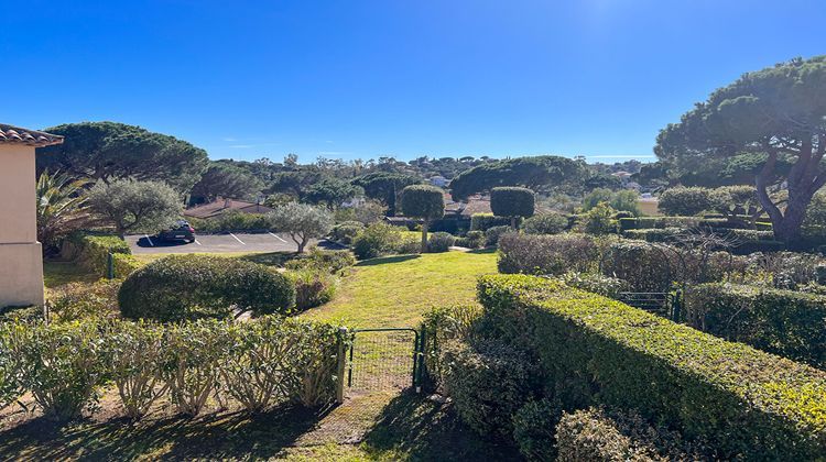 Ma-Cabane - Vente Maison ROQUEBRUNE-SUR-ARGENS, 61 m²