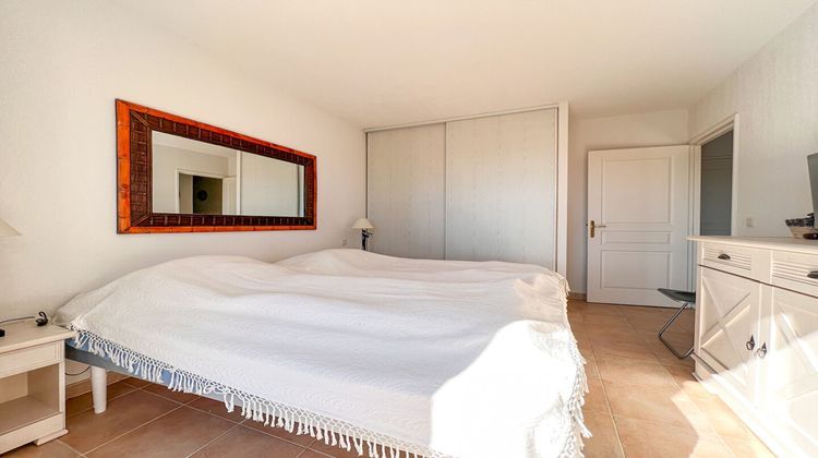 Ma-Cabane - Vente Maison ROQUEBRUNE-SUR-ARGENS, 61 m²