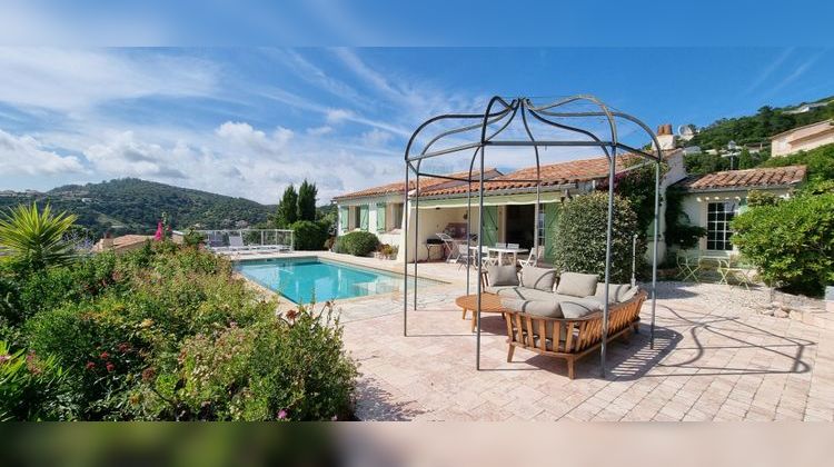 Ma-Cabane - Vente Maison ROQUEBRUNE-SUR-ARGENS, 100 m²