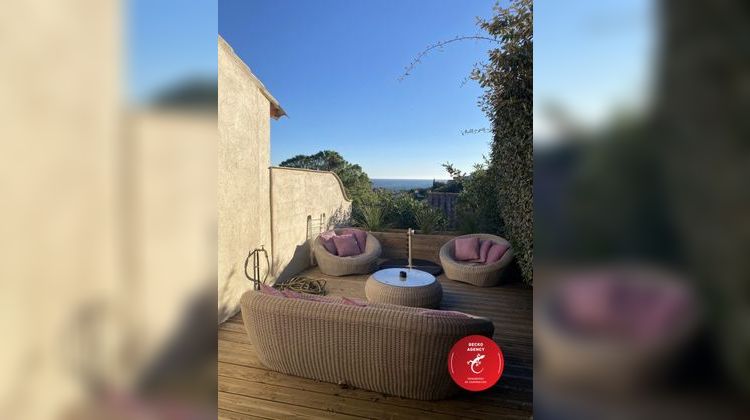 Ma-Cabane - Vente Maison Roquebrune-sur-Argens, 57 m²