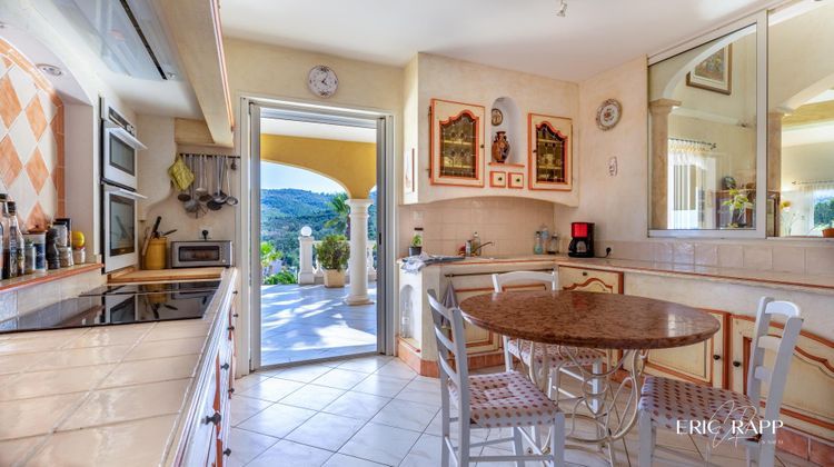 Ma-Cabane - Vente Maison Roquebrune-sur-Argens, 152 m²