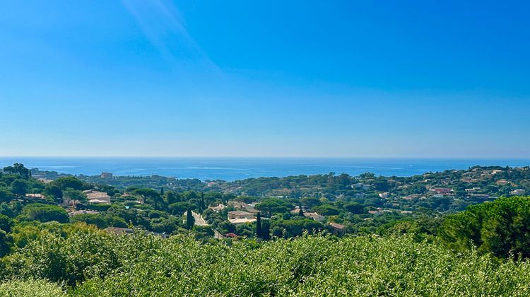 Ma-Cabane - Vente Maison ROQUEBRUNE-SUR-ARGENS, 220 m²