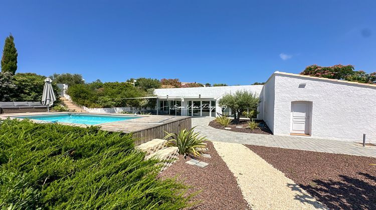 Ma-Cabane - Vente Maison ROQUEBRUNE-SUR-ARGENS, 191 m²