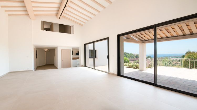 Ma-Cabane - Vente Maison ROQUEBRUNE-SUR-ARGENS, 150 m²