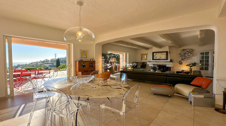 Ma-Cabane - Vente Maison ROQUEBRUNE-SUR-ARGENS, 183 m²